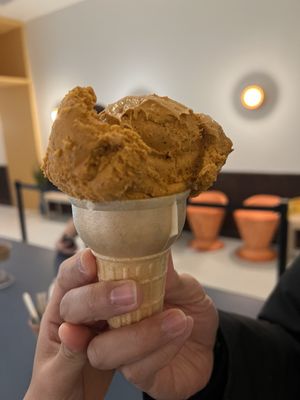 Thai tea ice cream scoop – Big Feeling, Providence RI